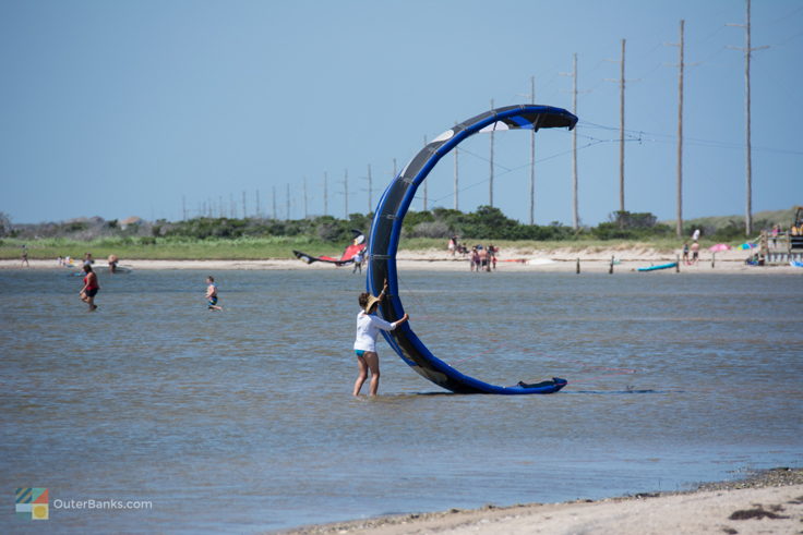 Setting up a kite at Canadian Hole