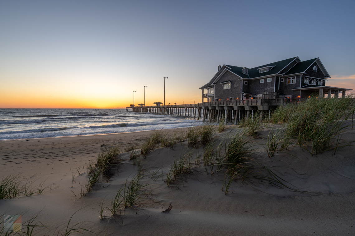 Jennettes Pier at sunrise