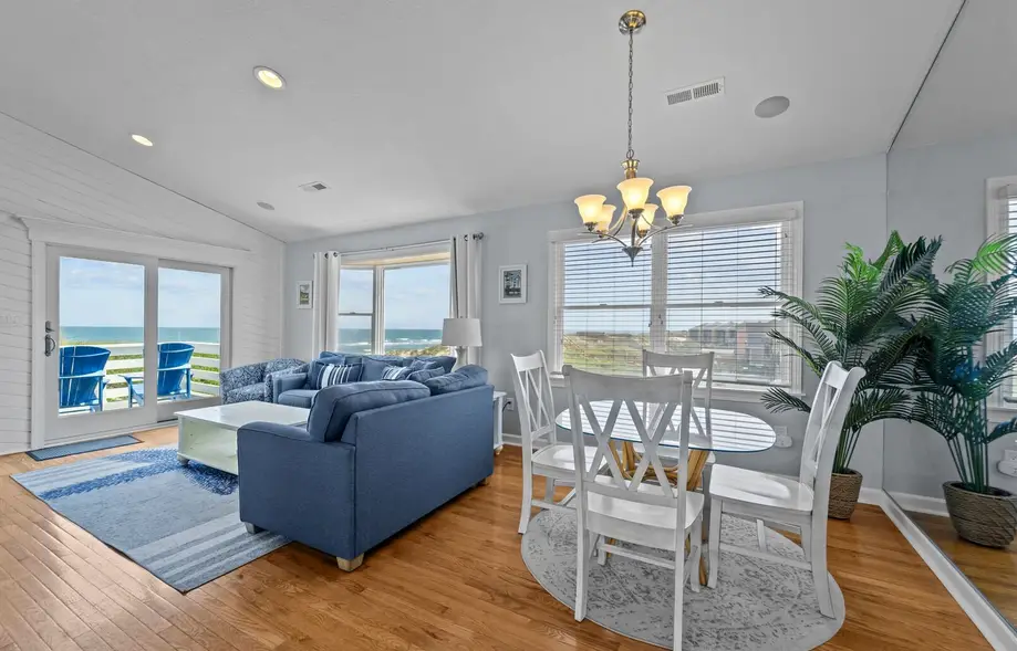 5515 - Crystal Gable