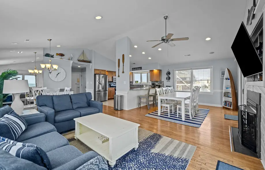 5515 - Crystal Gable