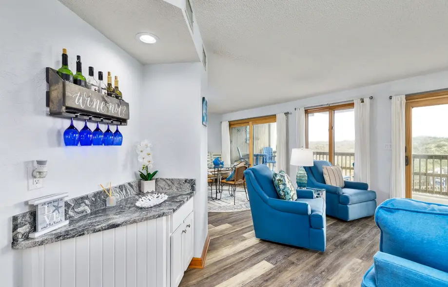 5607 - Heron Cove 101N