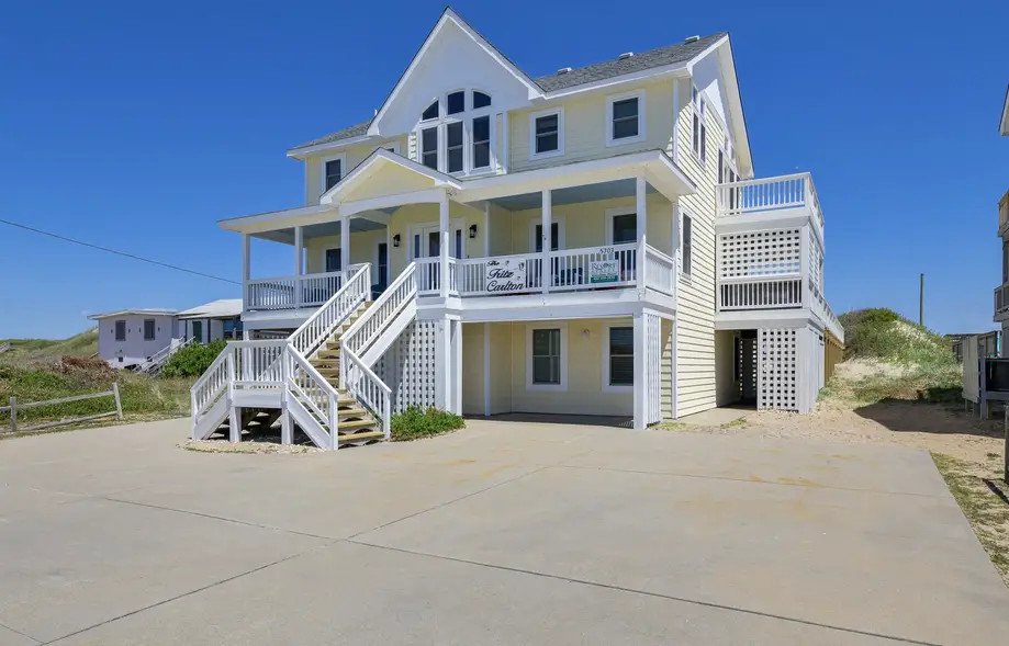 5703 - The Fritz Carlton