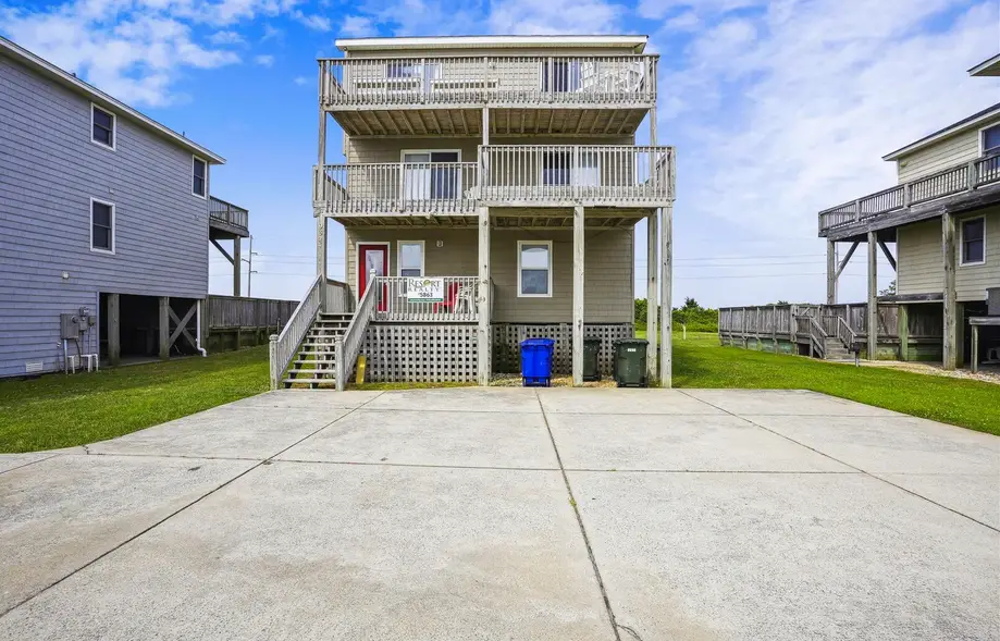 5863 - Belvidere East