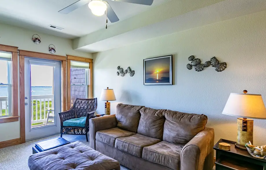 C208 - Paradise Place 208