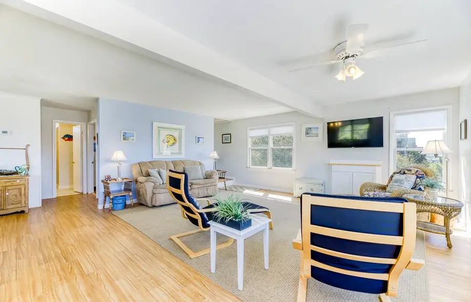 Jackson's Place 421-A