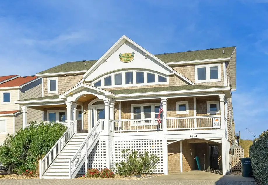 The Good Life (La Buena Vida)