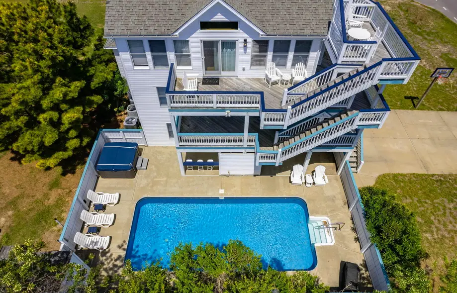 K9037 Out of the Blue 8 Bedroom home at ...