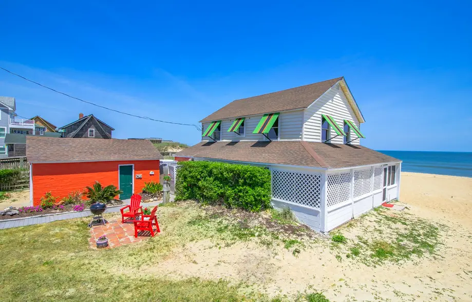 5452 - Sea Captain's Cottage