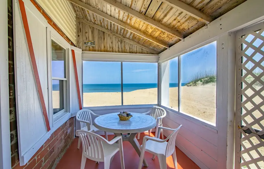 5452 - Sea Captain's Cottage