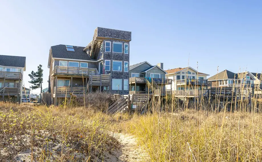 Pier House