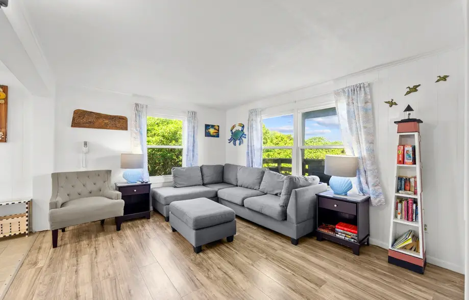 5630 - Sweet Carolina (formerly Peaceful Shores)