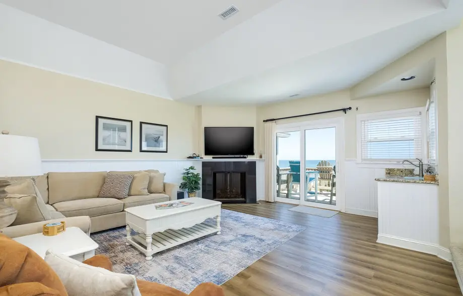 5576 - Tis the SeaSun