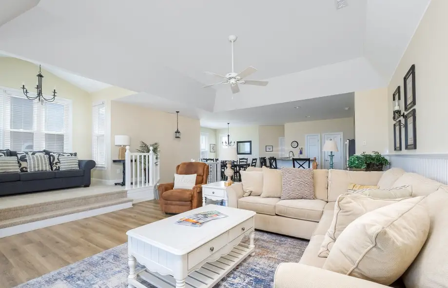 5576 - Tis the SeaSun