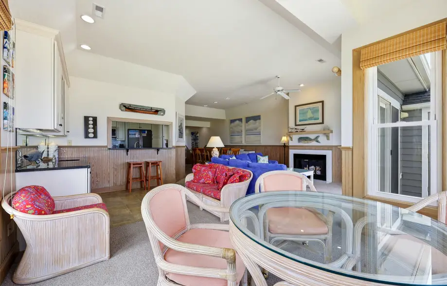 5582 - Sea Pointe Paradise
