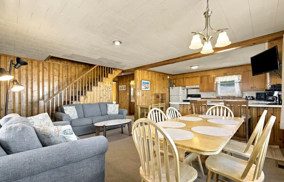 5947 - Beach Barn